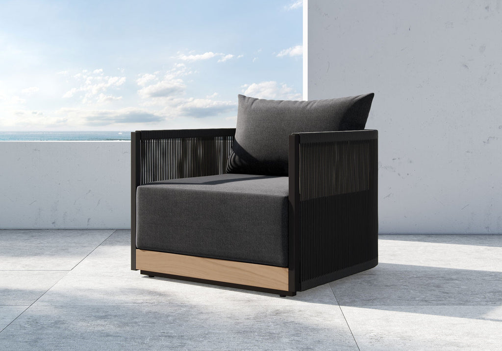 Clifton Outdoor Lounge Chair